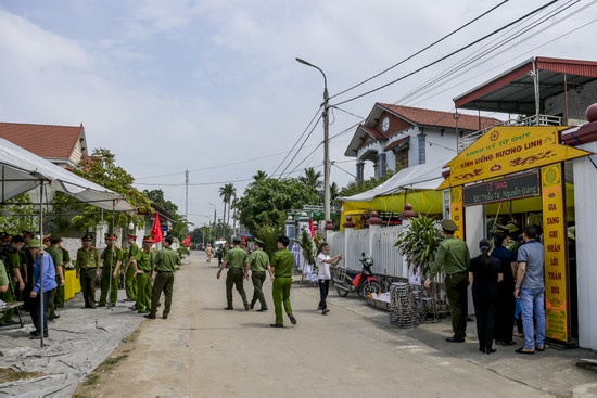 Loi hen do dang cua Thuong uy canh sat hy sinh khi danh an ma tuy hinh anh