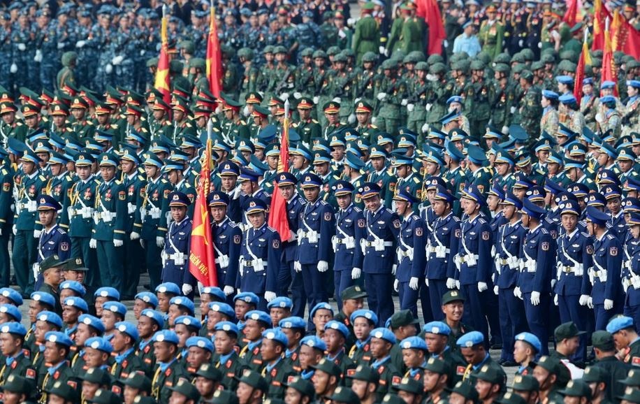 Tu 18h chieu nay, han che, cam hon 20 tuyen duong trung tam TP.HCM hinh anh