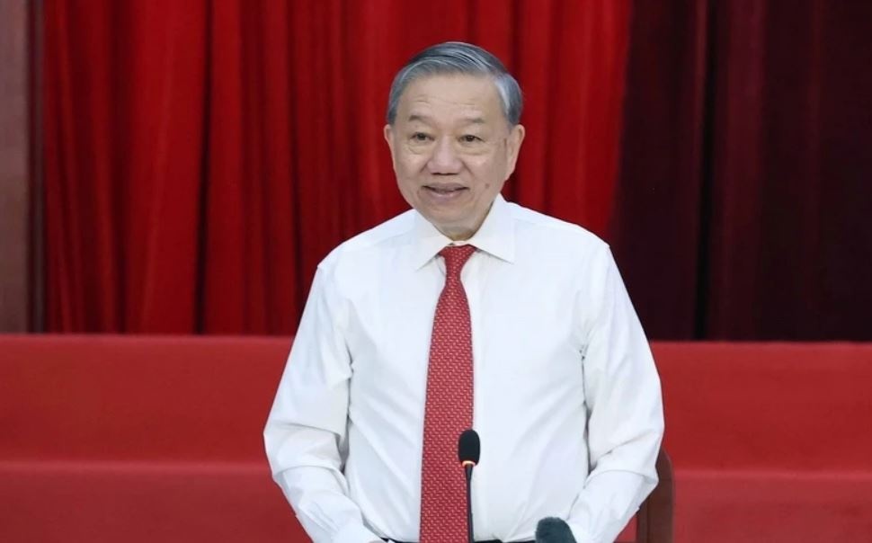 Tong Bi thu: Sap nhap tinh khong phai '2 cong 2 bang 4' hinh anh