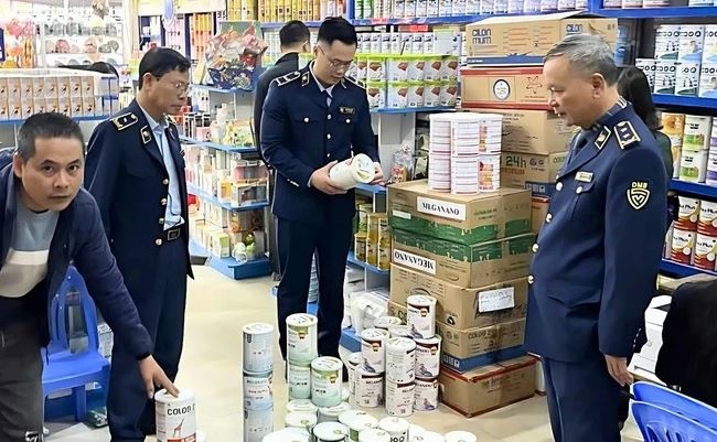 Toan canh vu sua gia: Loi dung ke ho, thu loi bat chinh hang tram ty hinh anh