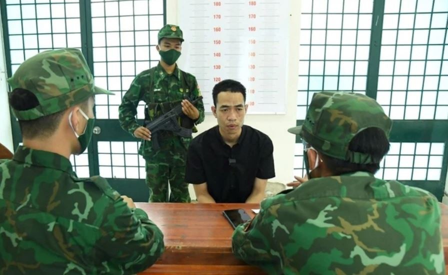 Triet pha duong day mua ban nguoi xuyen bien gioi hinh anh