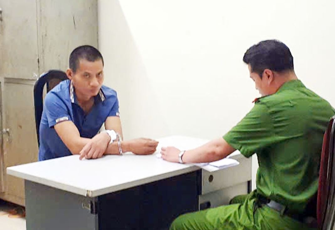 Qua trinh hang tram chien si cong an truy bat ke cuop ngan hang hinh anh