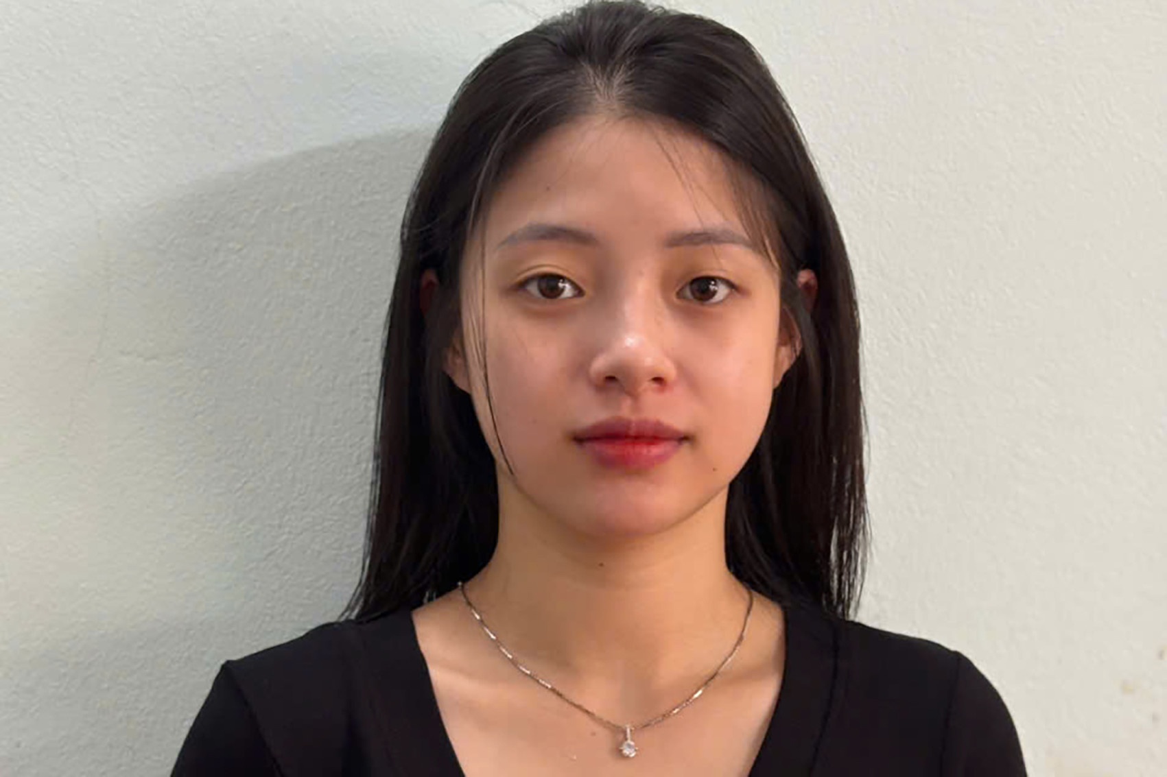 Ban gai Bui Dinh Khanh anh 1