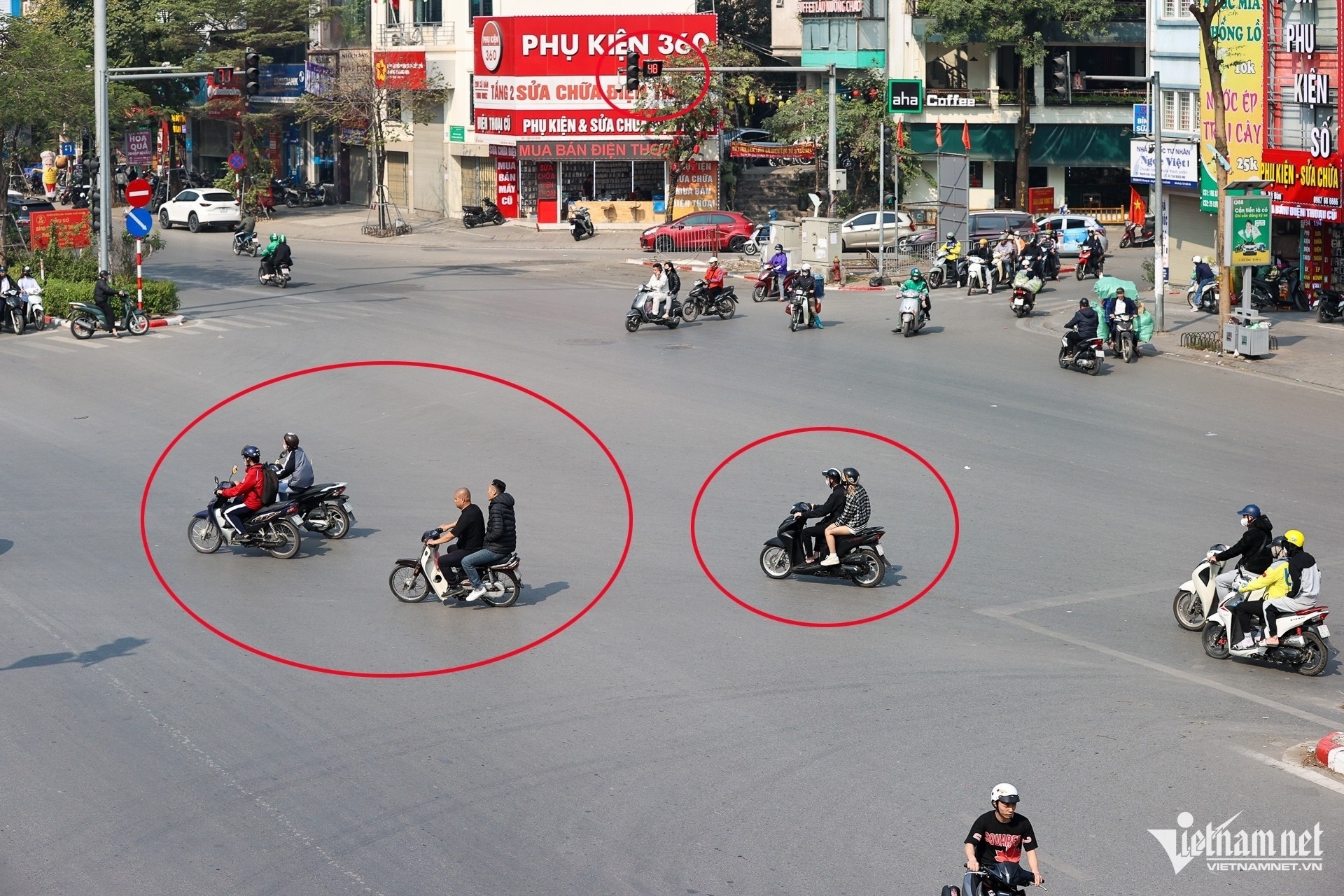 Muc phat anh 1