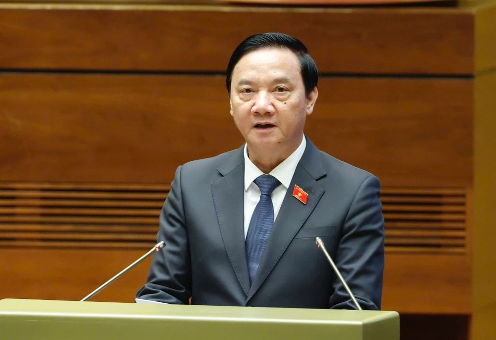 Quoc hoi ky 9 anh 1