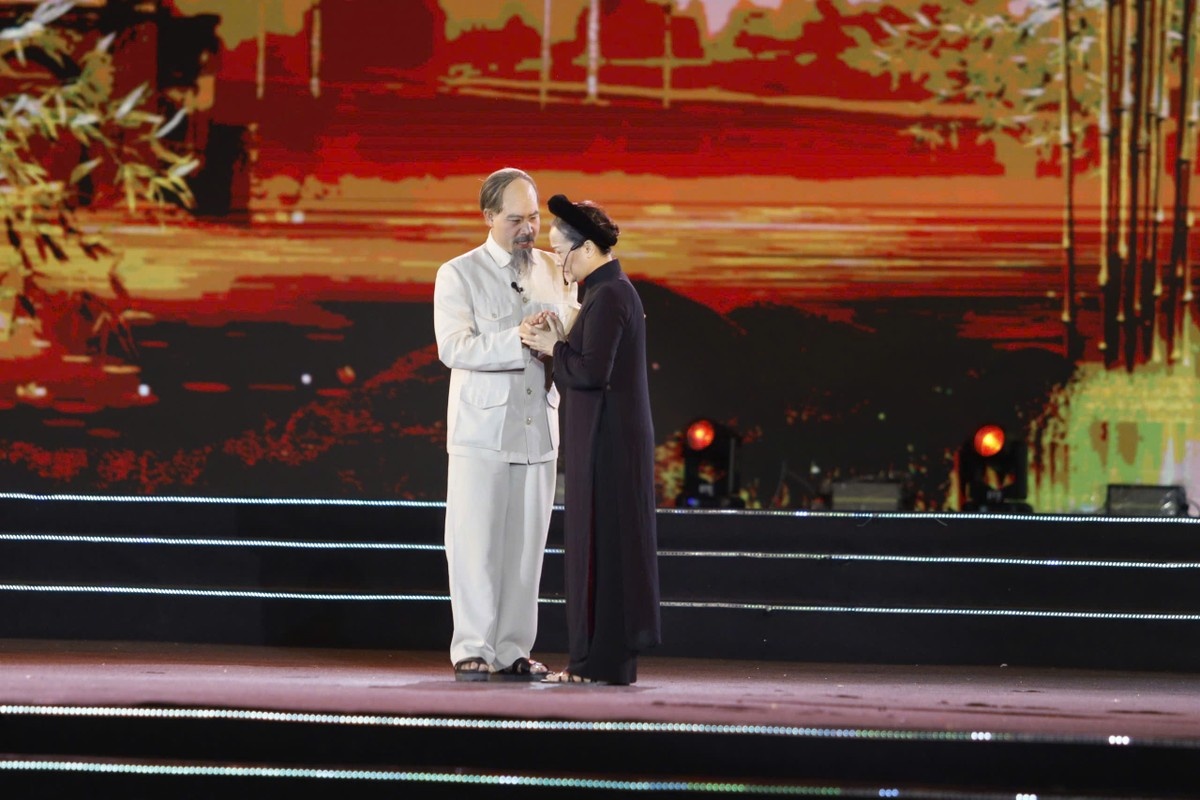 Le hoi Lang Sen anh 11