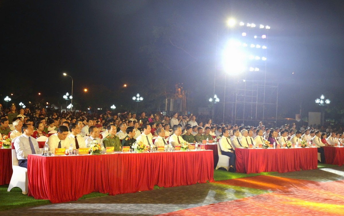 Le hoi Lang Sen anh 3