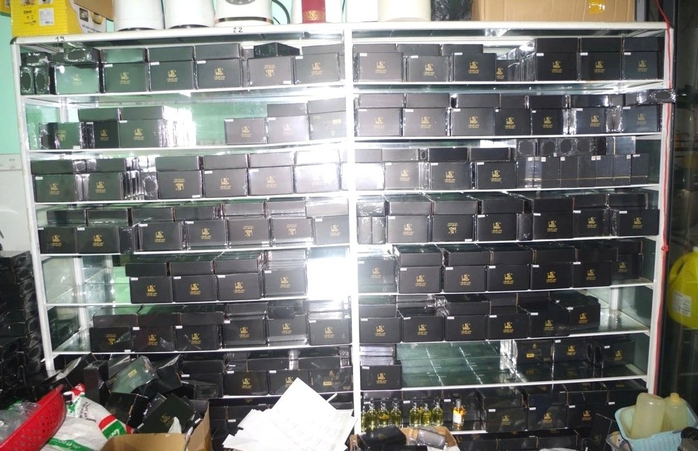 Nuoc hoa gia Dubai anh 4