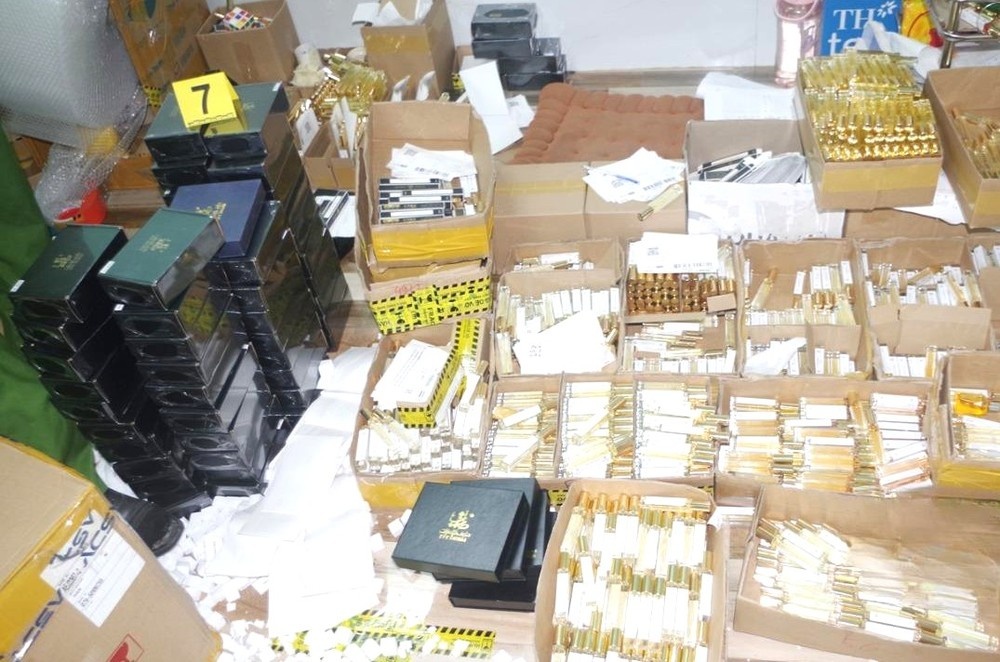 Nuoc hoa gia Dubai anh 5