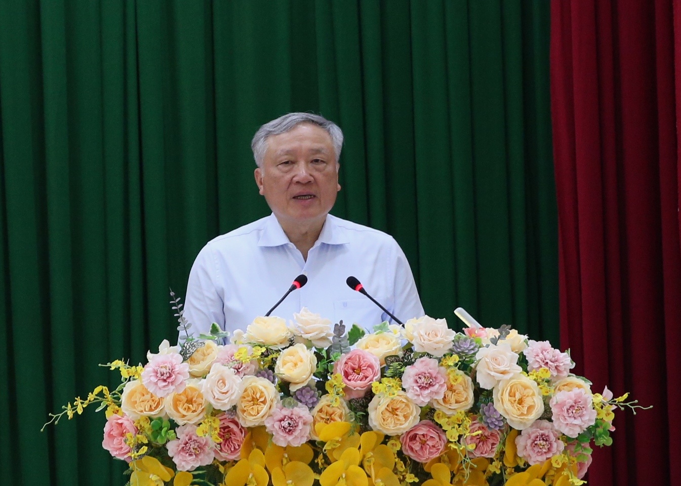 Dac xa anh 4