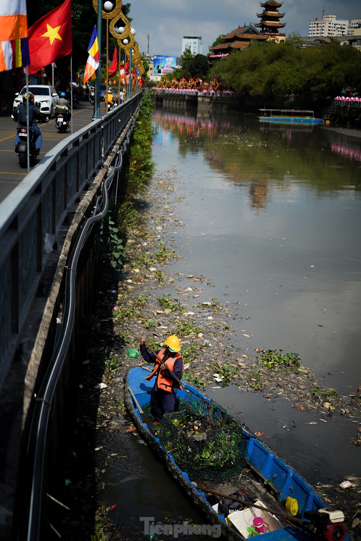 Ca chet kenh TP.HCM anh 2