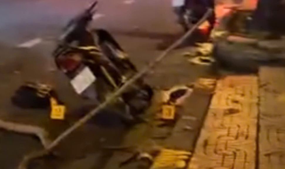 Be trai 10 tuoi o TP.HCM bi nhanh cay roi trung dau vo hop so hinh anh