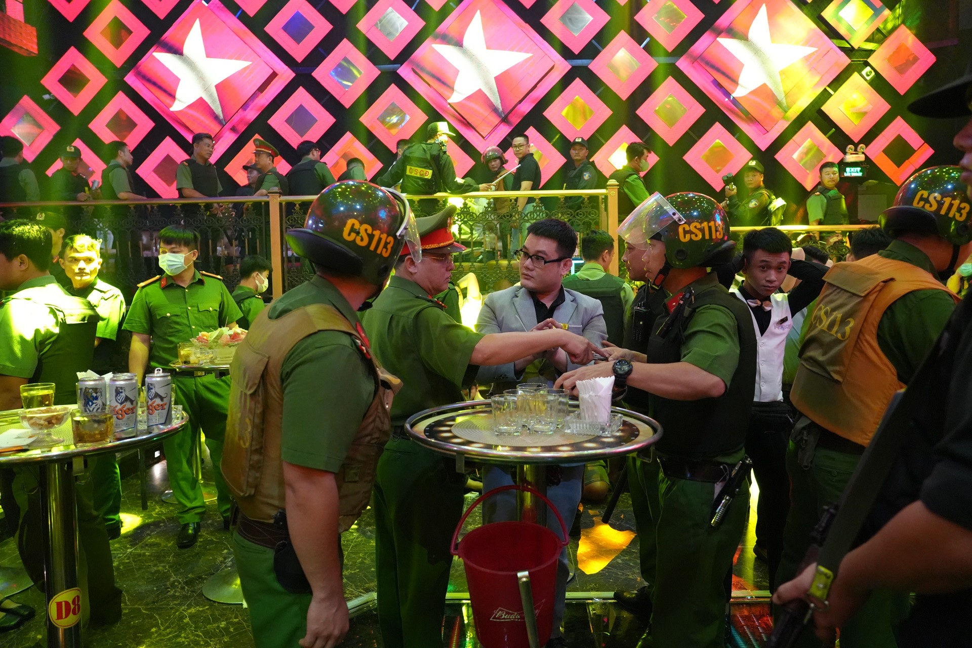 Paris Night Club Binh Thuan anh 2