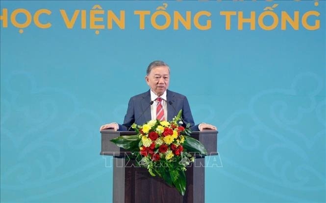 Tong Bi thu anh 3