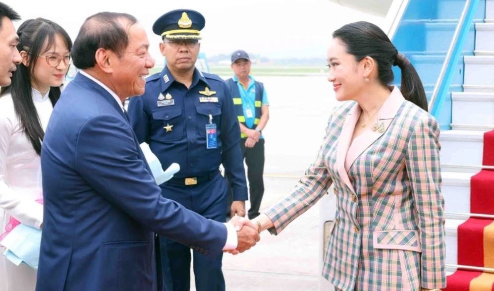 Thu tuong Vuong quoc Thai Lan bat dau tham chinh thuc Viet Nam hinh anh