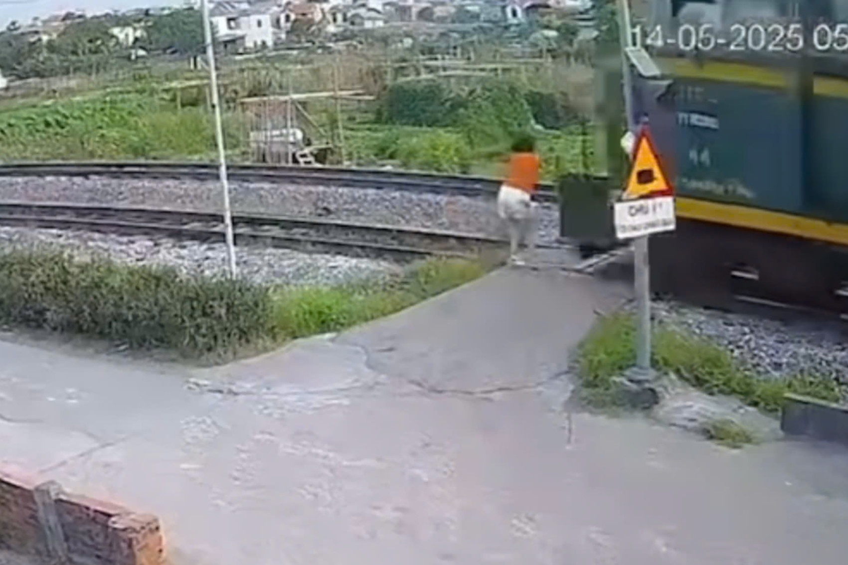 Tau hoa huc co gai anh 1