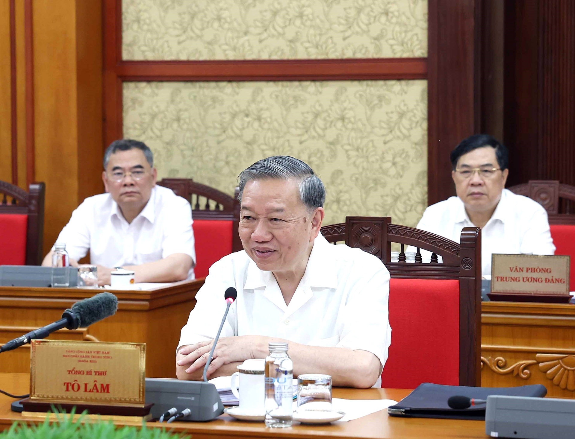 Tong Bi thu anh 1