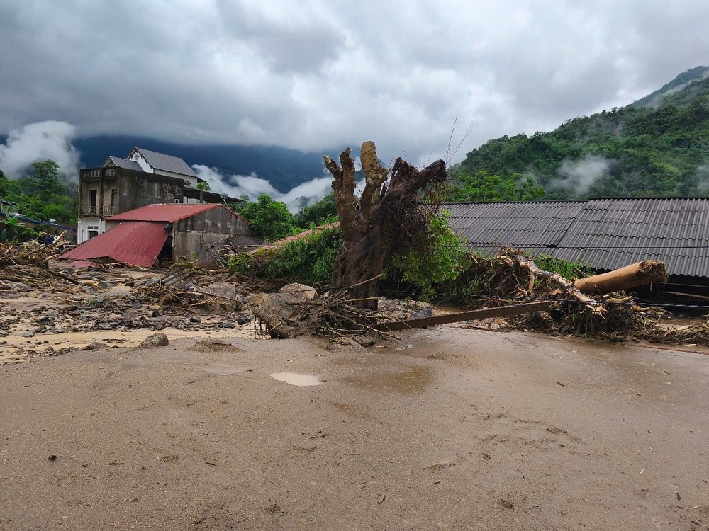 Mua lu Bac Kan anh 3