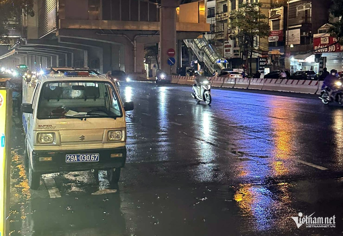 Hanh hung shipper Ha Noi anh 2