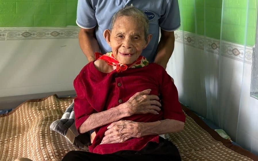 Nguyen chu tich phu nu huyen 106 tuoi ke loi hua cua Bac Ho hinh anh