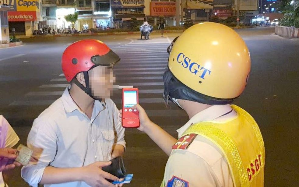 TP.HCM xu phat hon 19.400 truong hop vi pham nong do con hinh anh