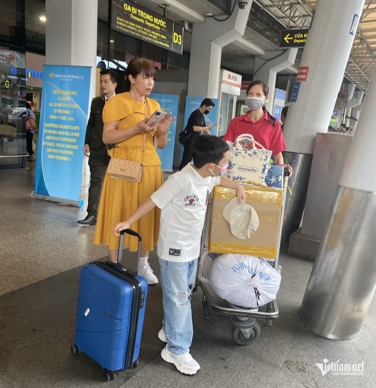 T3 Tan Son Nhat TP.HCM anh 1