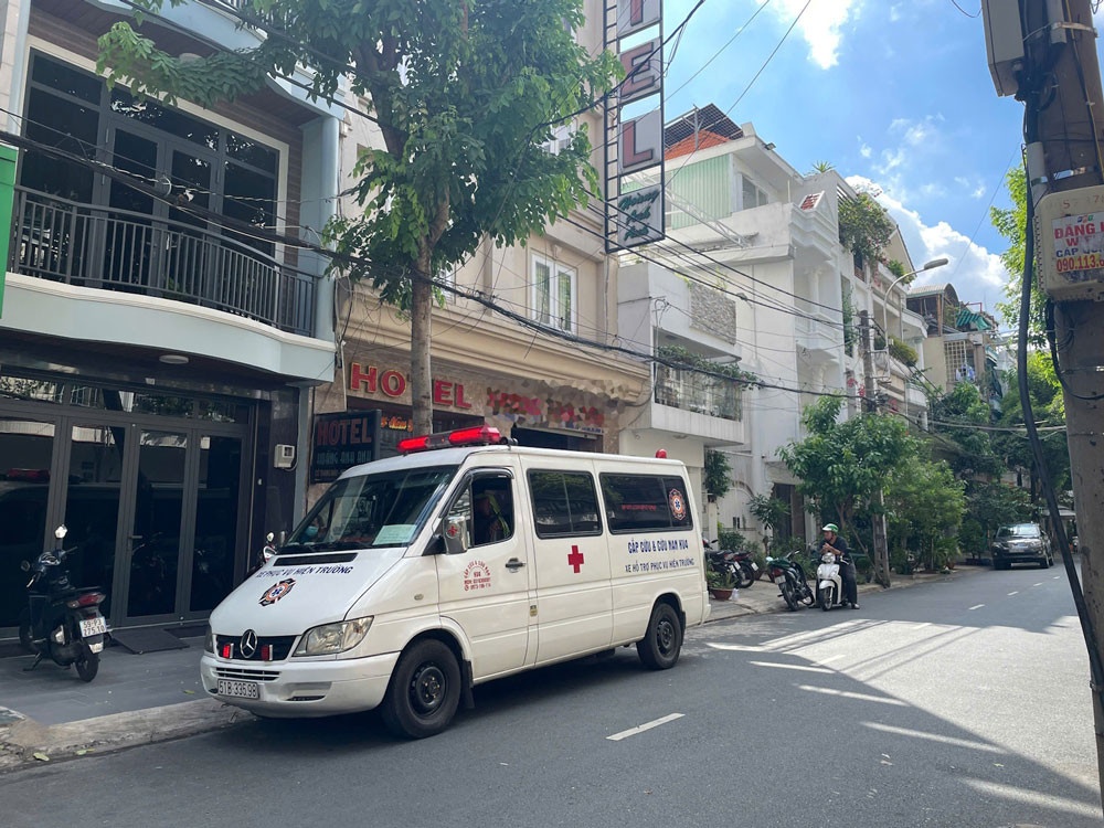 Tu vong khach san TP.HCM anh 1