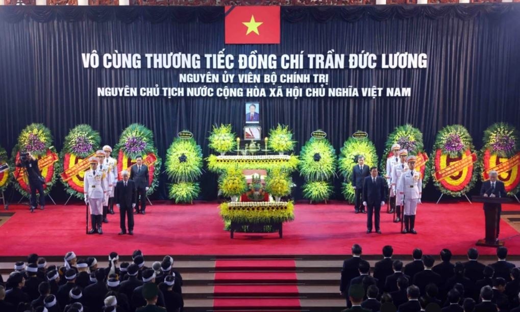 Cu hanh trong the Le truy dieu nguyen Chu tich nuoc Tran Duc Luong hinh anh