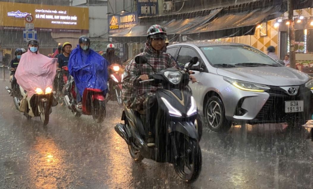 Dien bien dot mua lon o Nam bo nhung ngay toi hinh anh