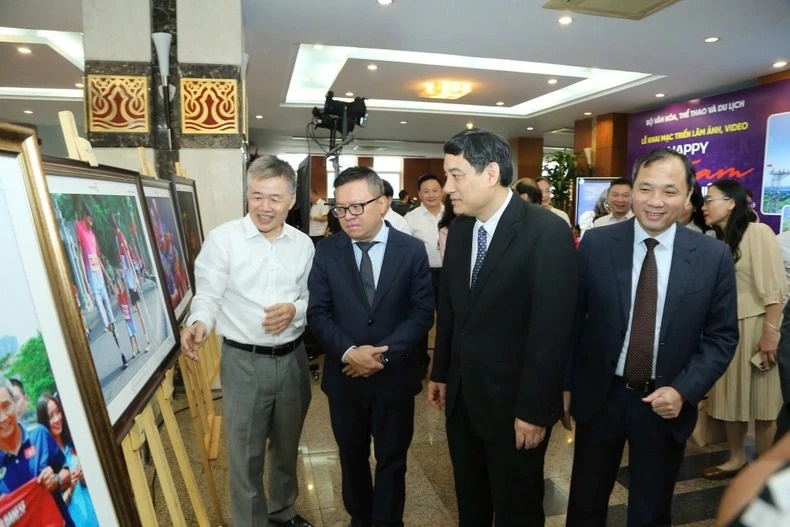 Bao chi anh 5