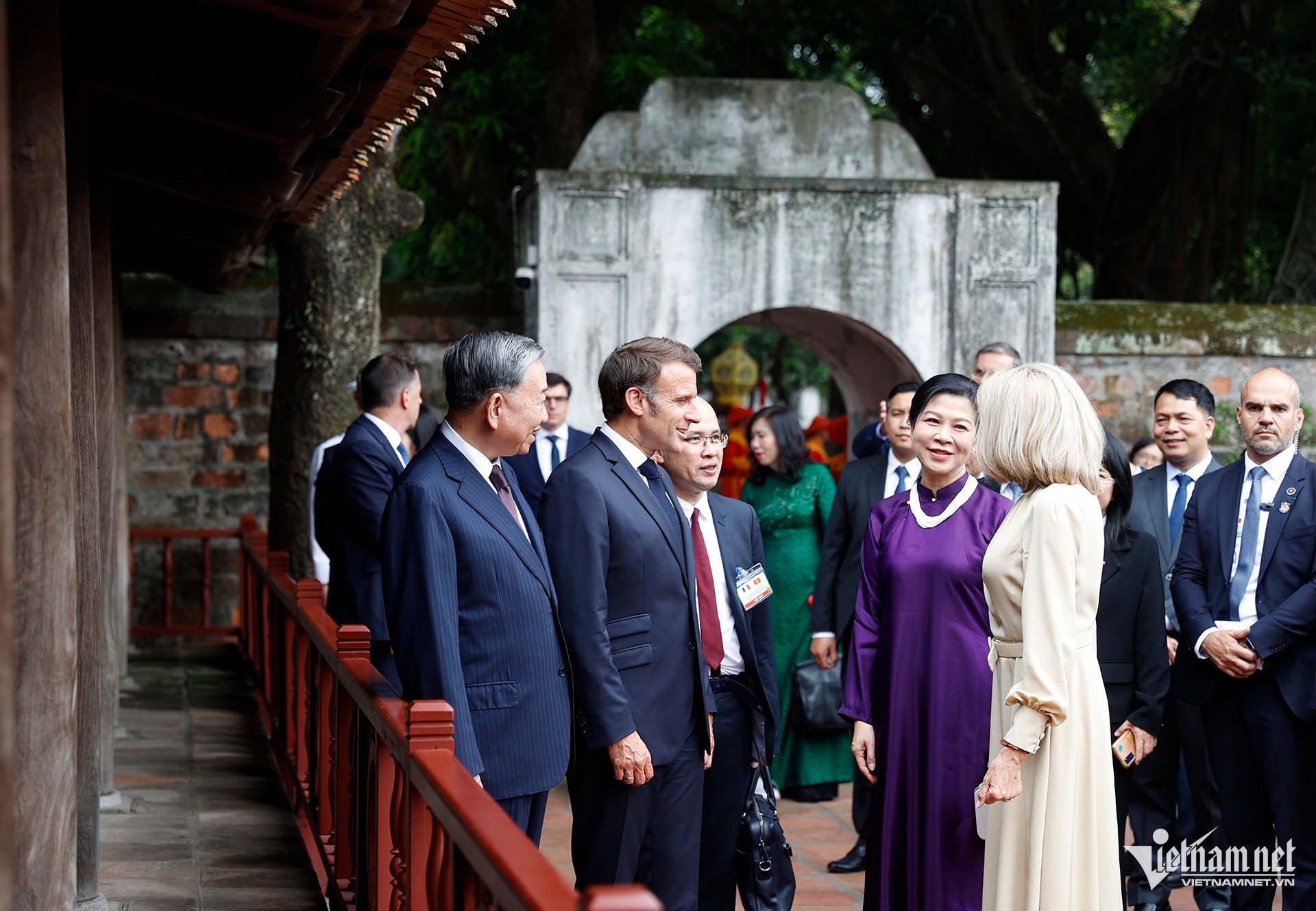Tong thong Phap Emmanuel Macron anh 5