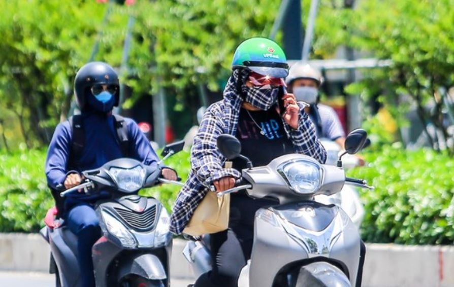 Vi sao Ha Noi nong nhat dot nay? hinh anh