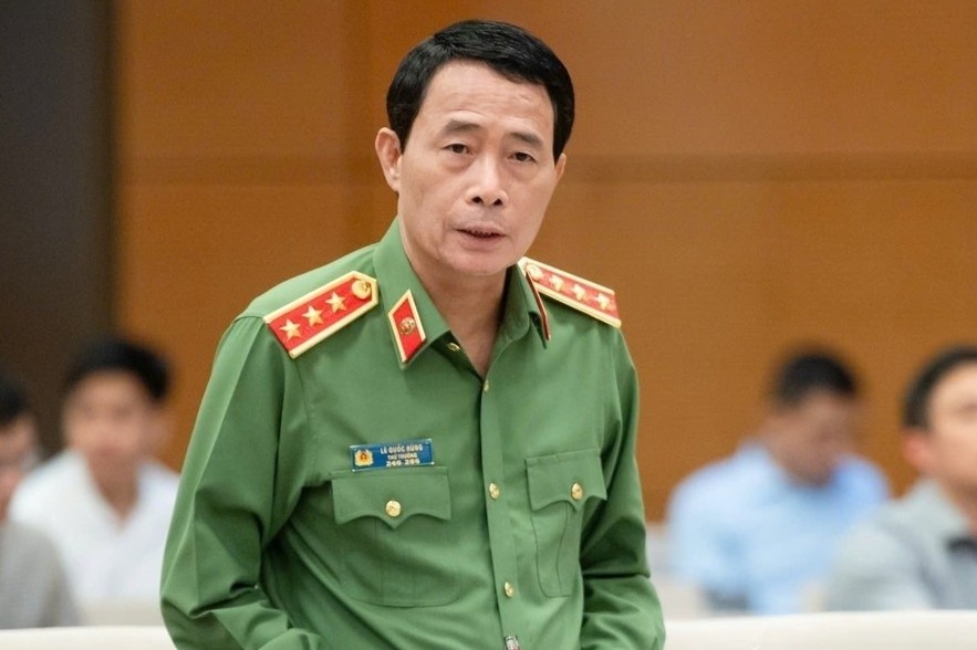 Giu de xuat bo an tu hinh voi 8 toi danh hinh anh