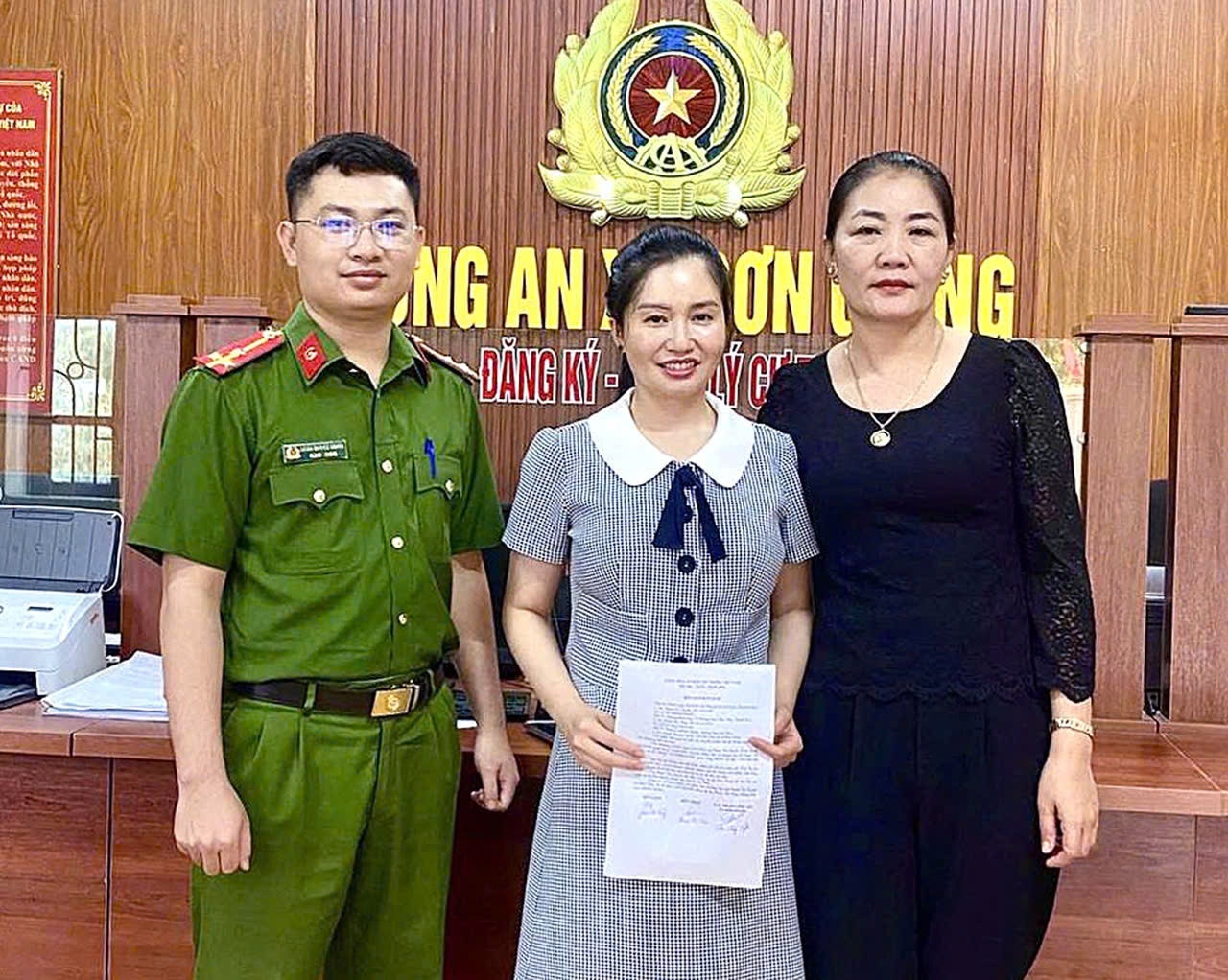 Nhan nham 2 ty dong anh 1