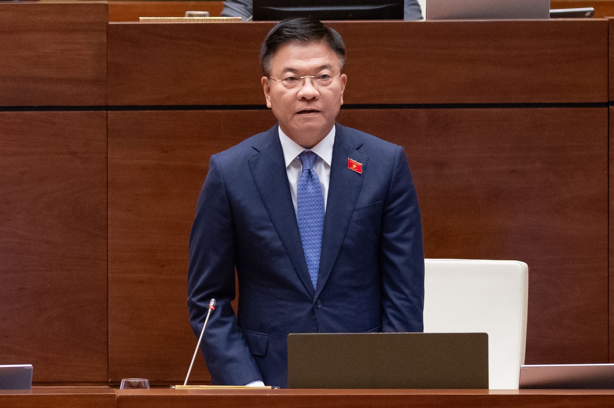 Pho thu tuong: Bo tu hinh voi 8 toi danh la buoc tien dai hinh anh