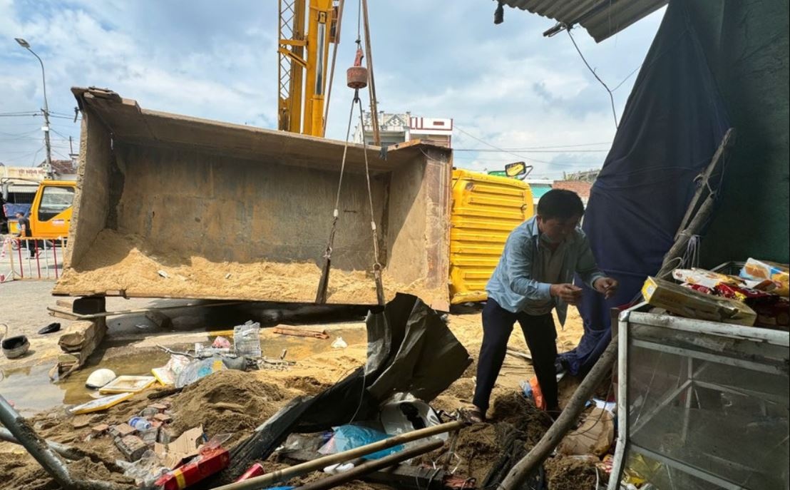 Them mot nguoi tu vong trong tai nan nghiem trong o Quang Ngai hinh anh