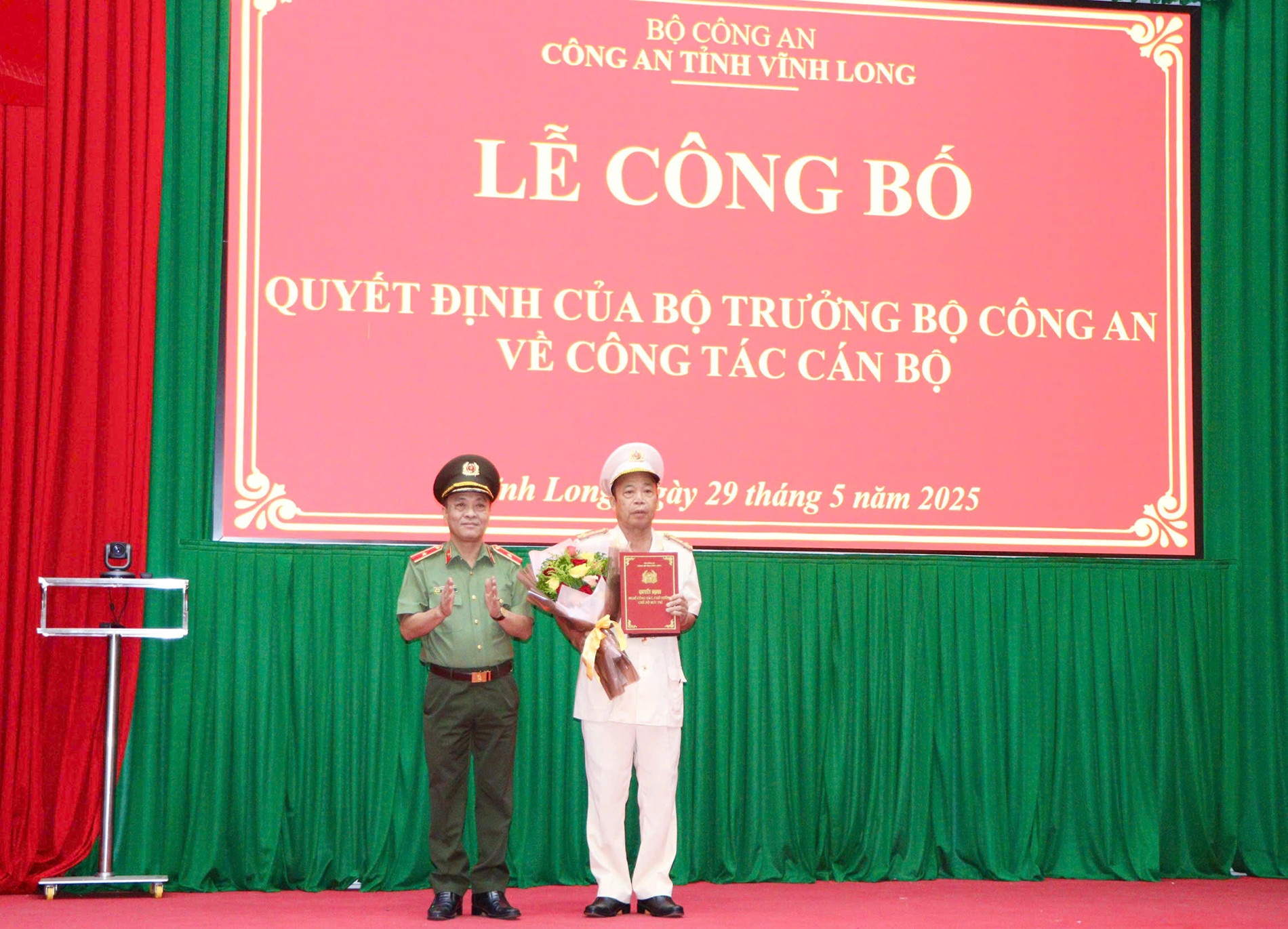 can bo nghi huu anh 1