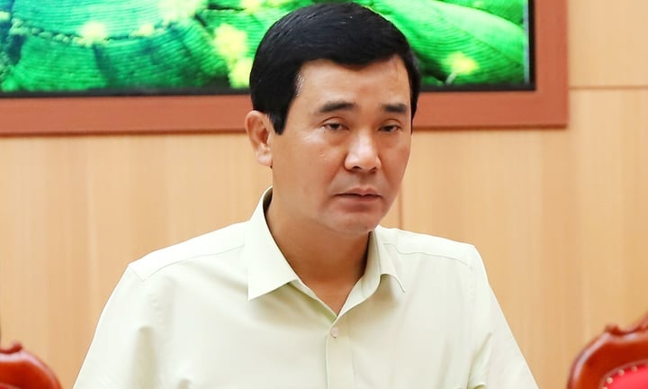 Cuu Pho chu tich tinh Phu Tho Ho Dai Dung chi hon 7 trieu USD danh bac hinh anh