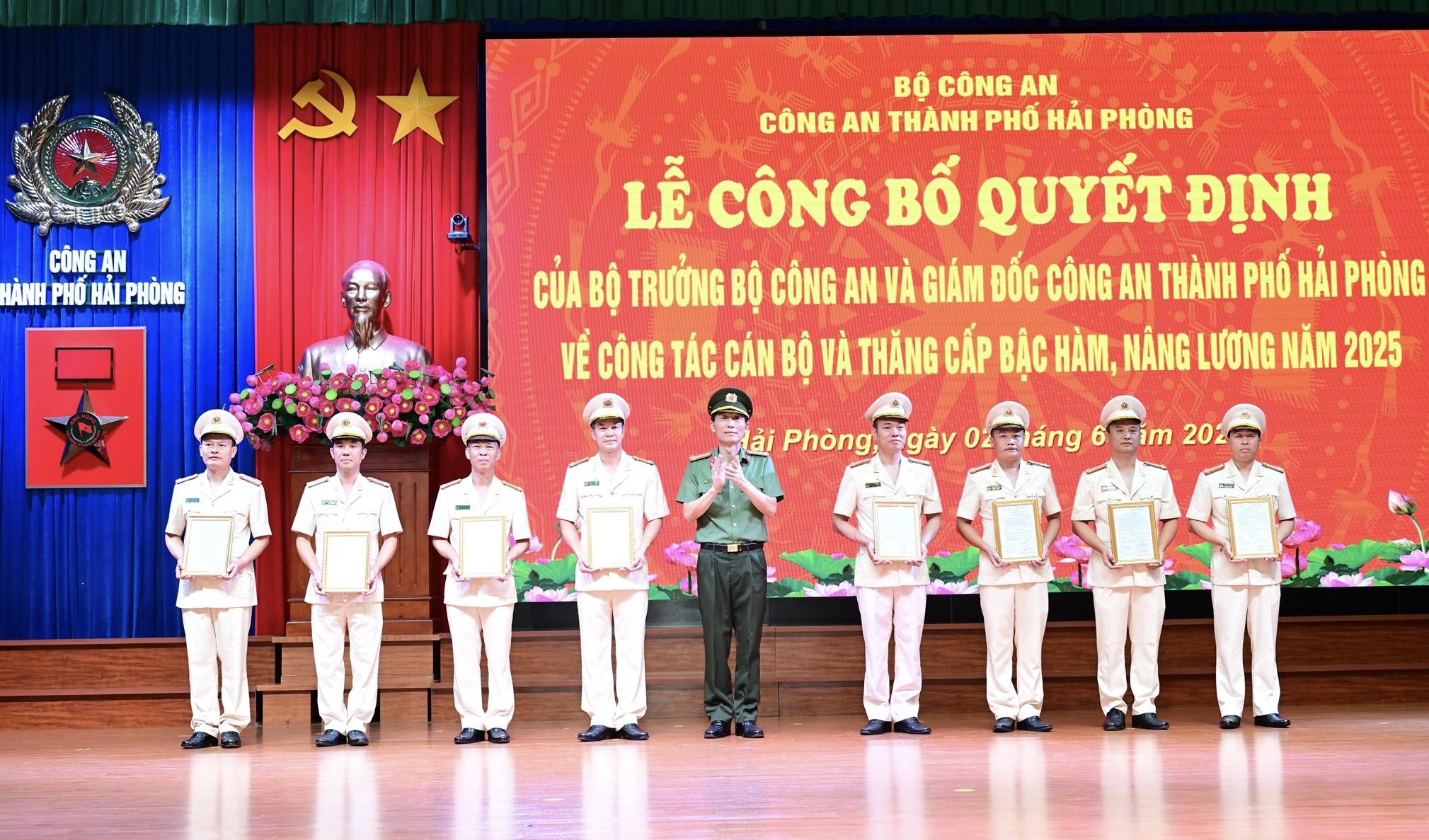Cong an Hai Phong anh 2