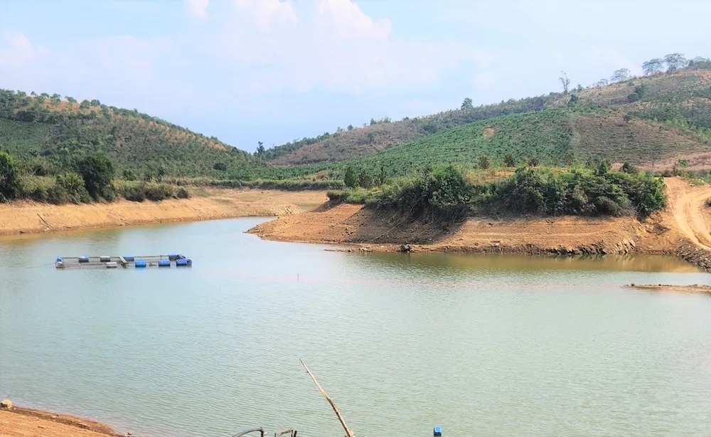 duoi nuoc tu vong anh 1