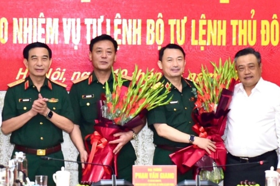 Thieu tuong Dao Van Nhan giu chuc Tu lenh Bo Tu lenh Thu do Ha Noi hinh anh
