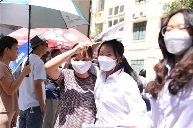 Ha Noi nang nong anh 1