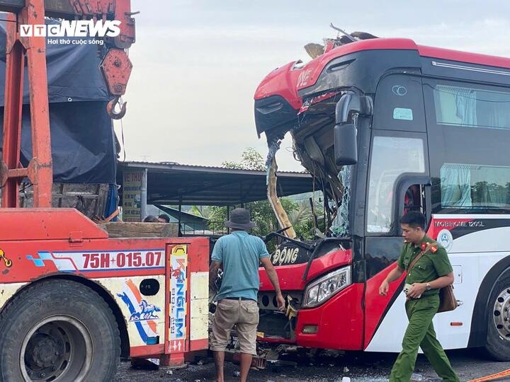 Tai nan xe khach Hue anh 2