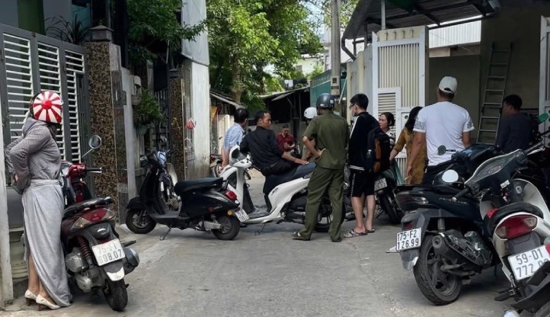 Doi tuong dung dao dam bi thuong nhieu nguoi trong gia dinh hinh anh