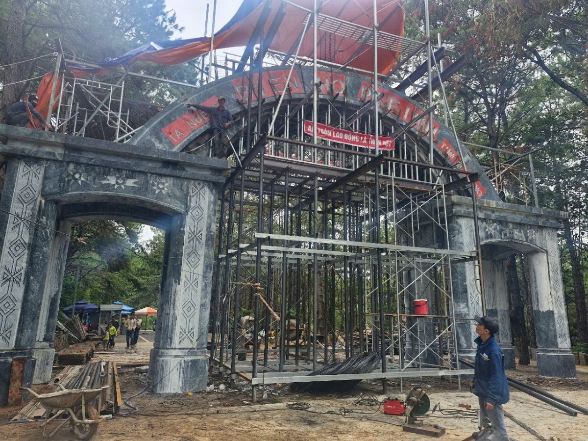 Thuc hu viec Pleiku chi 25 ty dong lam cong vao danh thang Bien Ho hinh anh