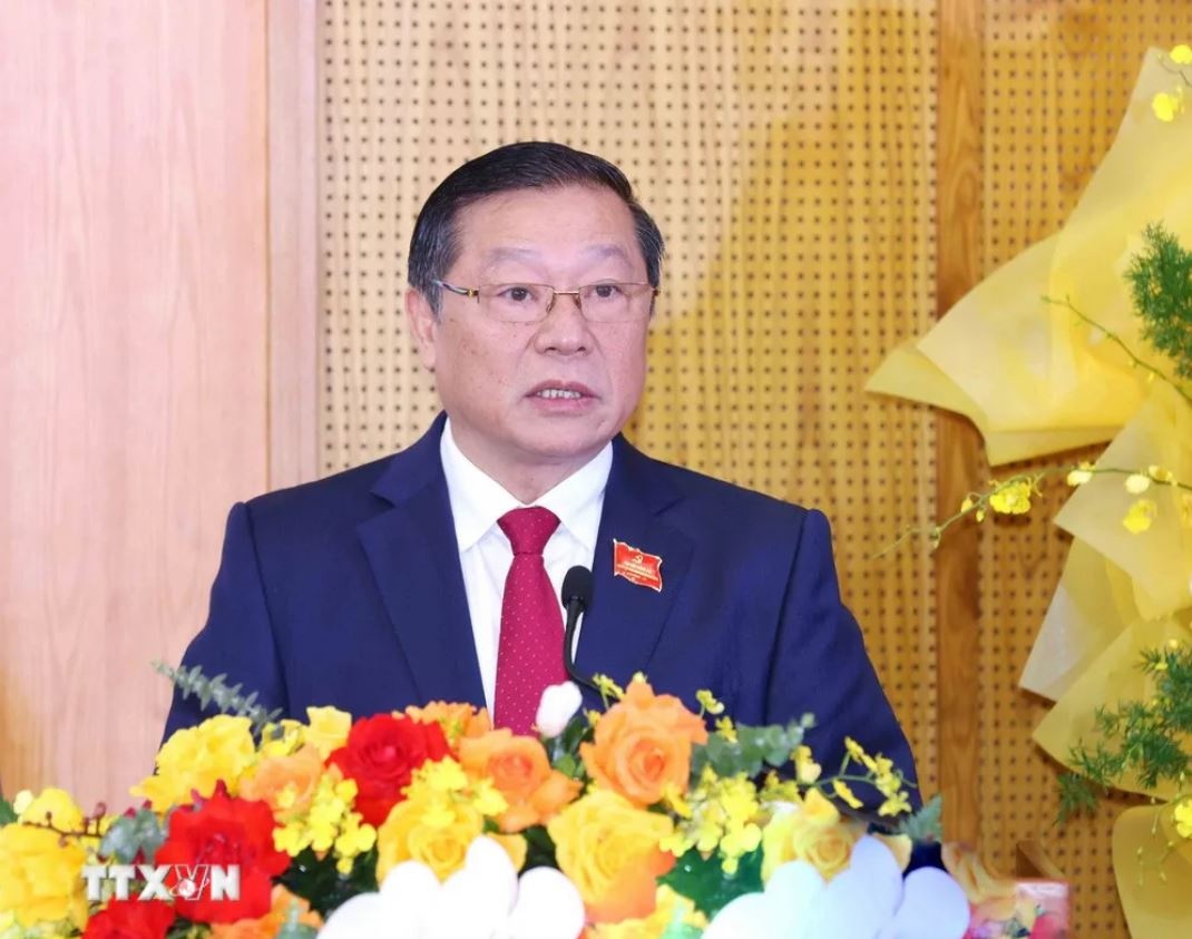Lai Xuan Mon Tuyen giao anh 2