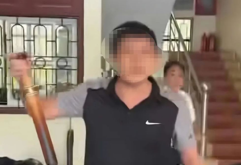 Vu can bo thue o Thanh Hoa: Xin loi nguoi dan hinh anh