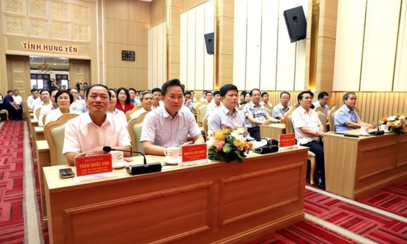 Hung Yen sap nhap anh 2