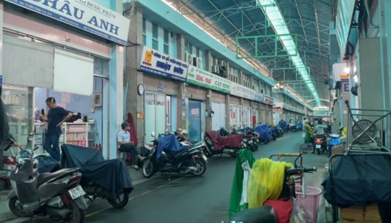 Cho thuoc si TP.HCM lam canh diu hiu chua tung thay hinh anh