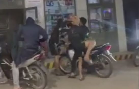 Hon chien tai cay xang, gan 30 doi tuong bi bat hinh anh